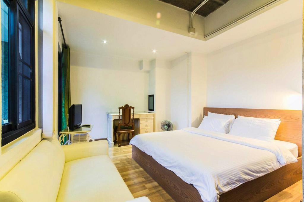 Plern Plern Bed And Bike Hotel Chiang Mai Quarto foto